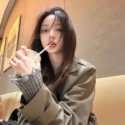 好女三头瞒封面